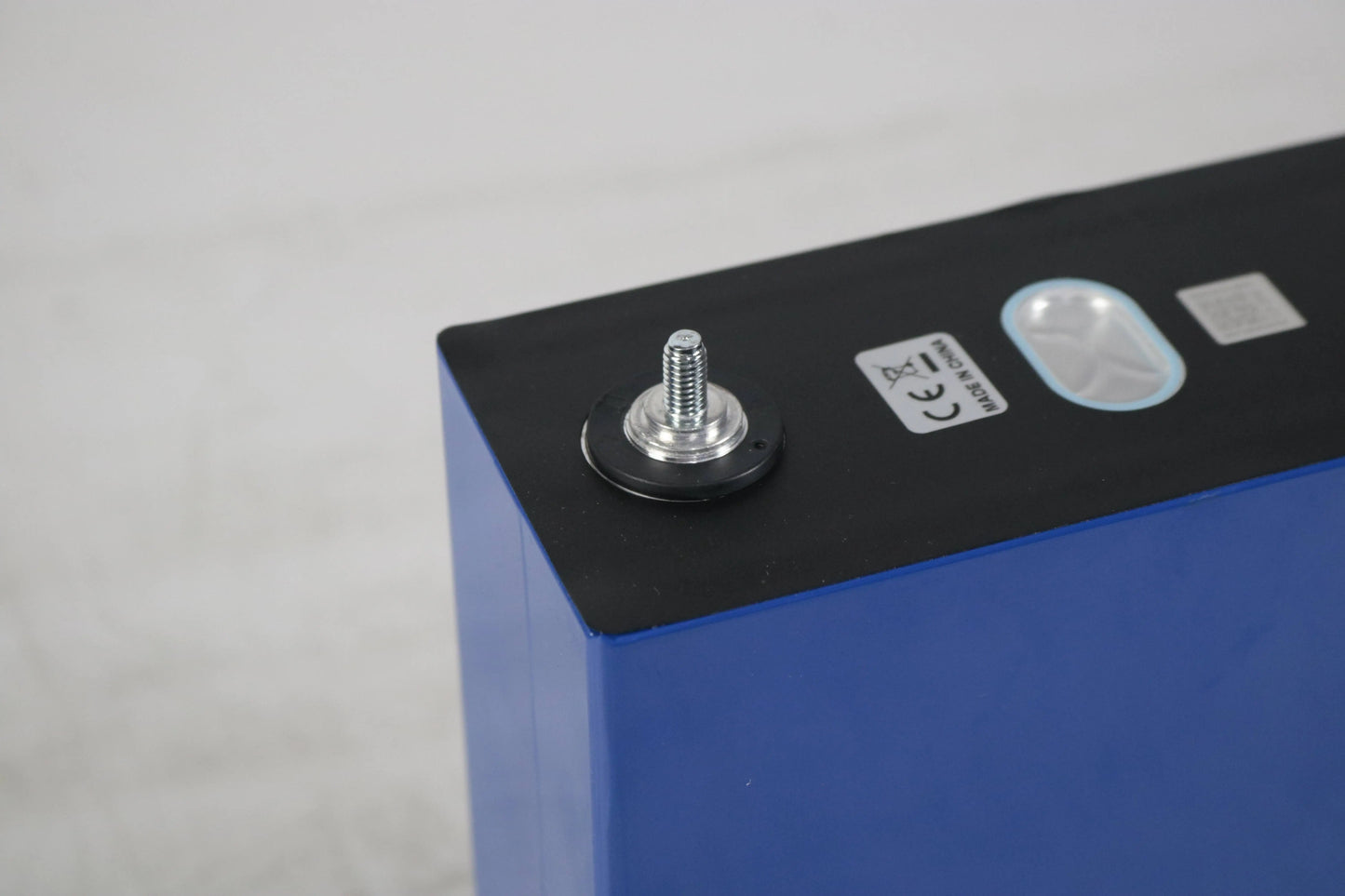 US Stock 320AH Lifepo4 Battery Rechargeable lithium iron phosphate batteries DIY 12V 24V 48V For EV Golf Cart Boat with busbars